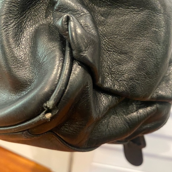 90’s DKNY Messenger Bag - Picture 11 of 12